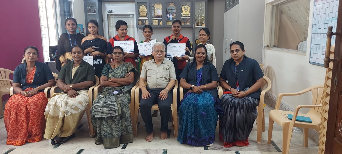 Nadar Saraswati College Students